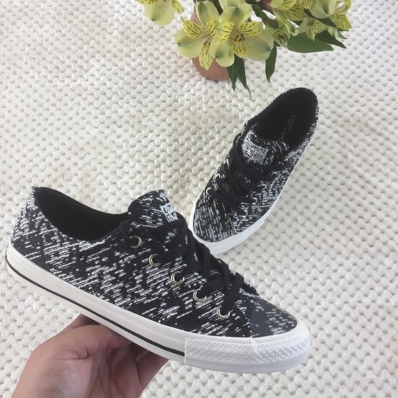 Converse Shoes - NEW! Converse CTAS GEMMA OX Women's 7